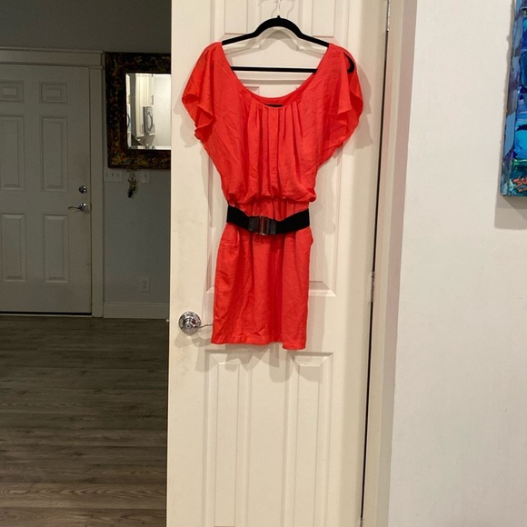 City Triangles Dresses & Skirts - Super Flattering Coral Mini Dress with Black Belt from City Triangles, size M